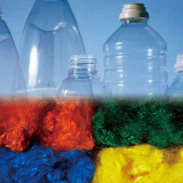 PETボトルが色とりどりの繊維に変身のイメージ画像
